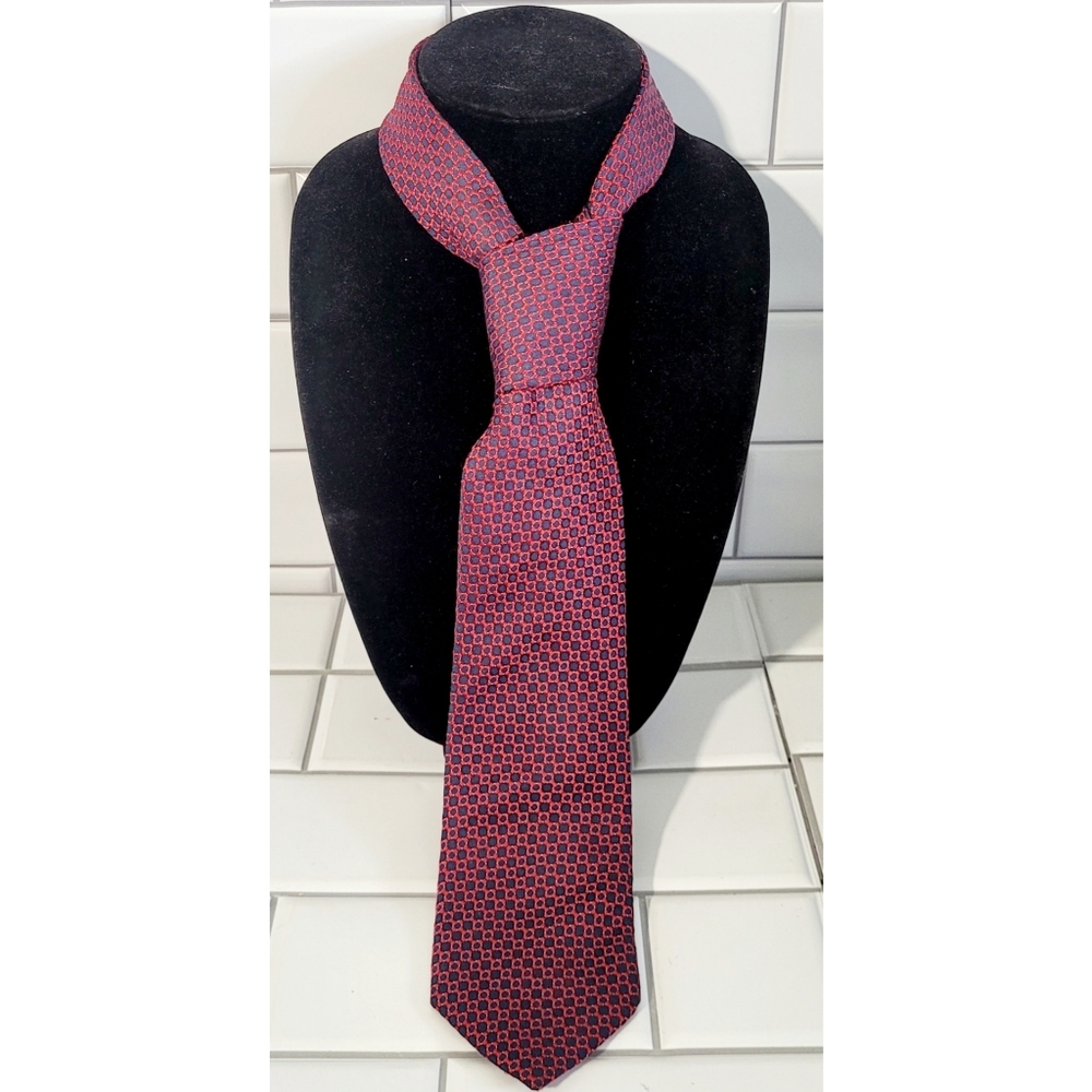 HARRY ROSEN Men's Classic Neck Tie Made in Italy 60inL Small Geometric Pattern